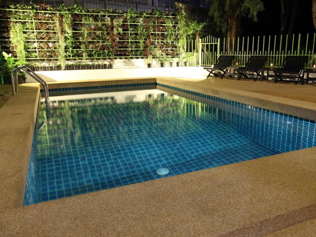 Wiz Hotel Pattaya Exterior foto