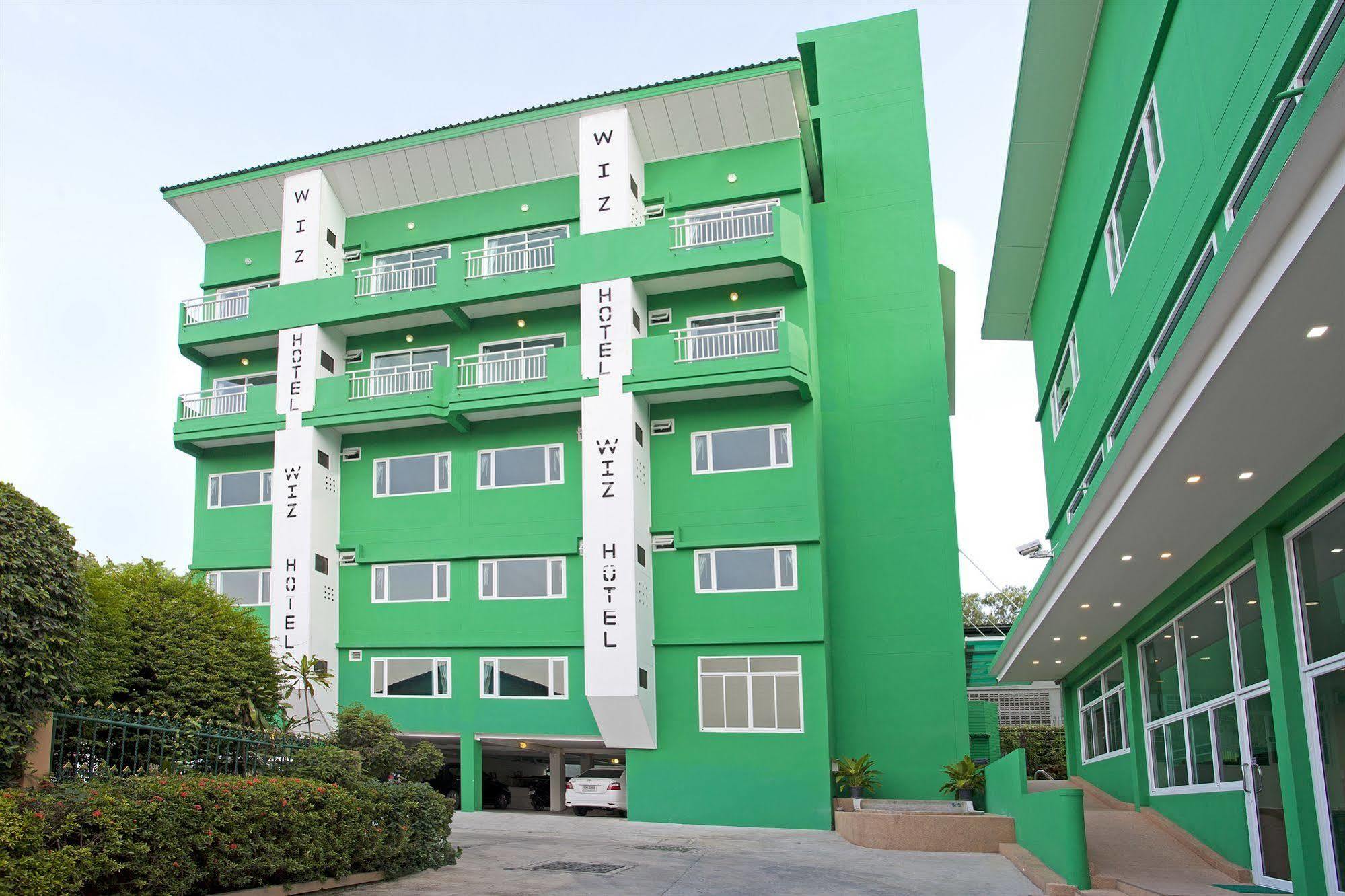 Wiz Hotel Pattaya Exterior foto